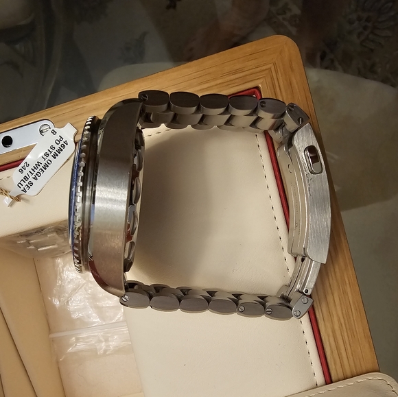 Seamaster Planet Ocean Ultra Deep 6000m Co-Axial - Picture 5 of 8